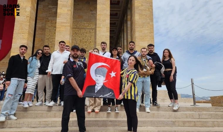 Karabük CHP Gençlik Kolları Ankara’da Atasının Yanında!