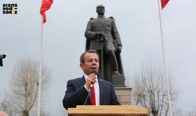 Bolu Belediye Başkanı Tanju ÖZCAN,mültecilerin Avusturya’yı desteklemesine ateş püskürdü.