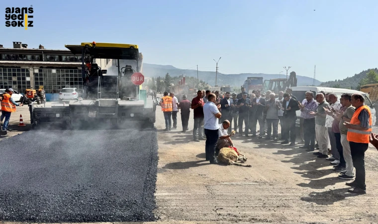 Karabük Belediyesi, ekonomik sıkıntılara rağmen bozuk yollar için harekete geçti.