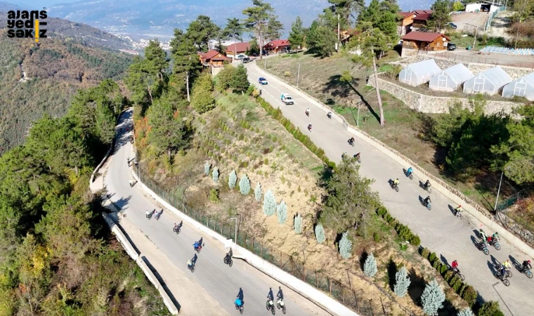 4.Karabük Bisiklet Festivali “Sonbahar Renklerine Pedalla” temasıyla başladı.