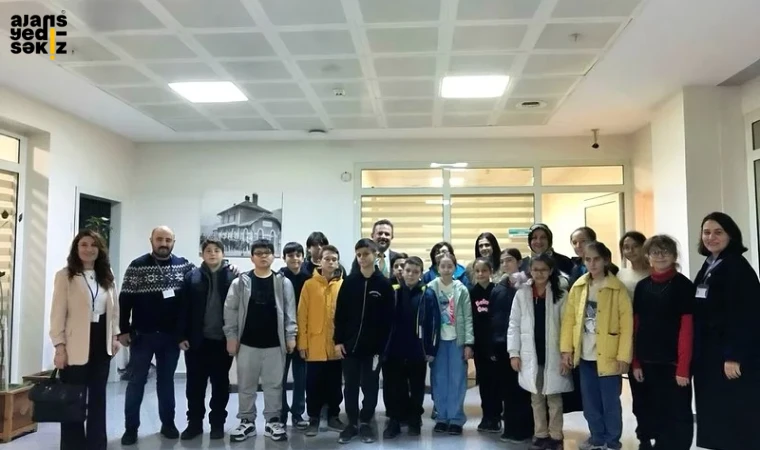 Karabük Belediyesi ve TÜBİTAK iş birliğiyle öğrenciler laboratuvar deneyimi yaşadı.