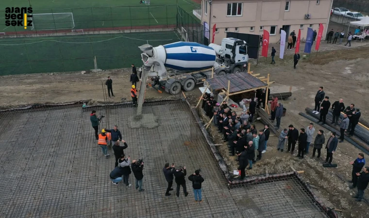 Gençlerin sosyal ve kültürel gelişimine katkı sağlayacak merkez yükseliyor.