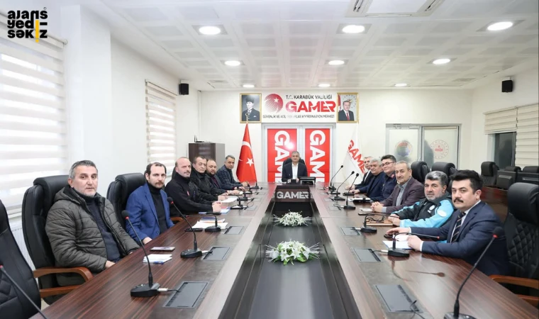 Vali Yavuz başkanlığında, kar yağışının etkileri ve alınan tedbirler değerlendirildi.