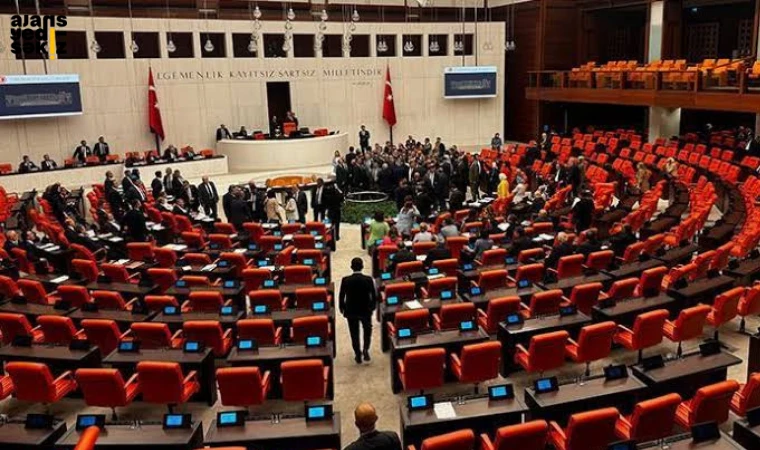 Cumhurbaşkanı, Bakan ve Milletvekillerinin yeni zamlı maaşları belirlendi.