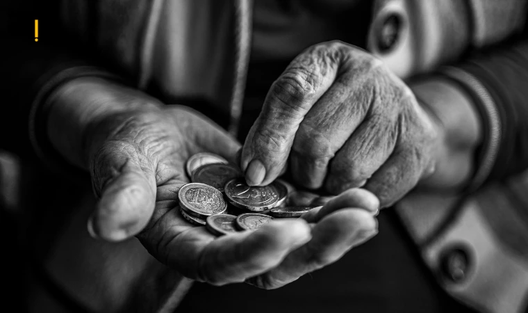4 kişilik ailenin açlık sınırı 27 bin 111, yoksulluk sınırı 88 bin 310 lira oldu.