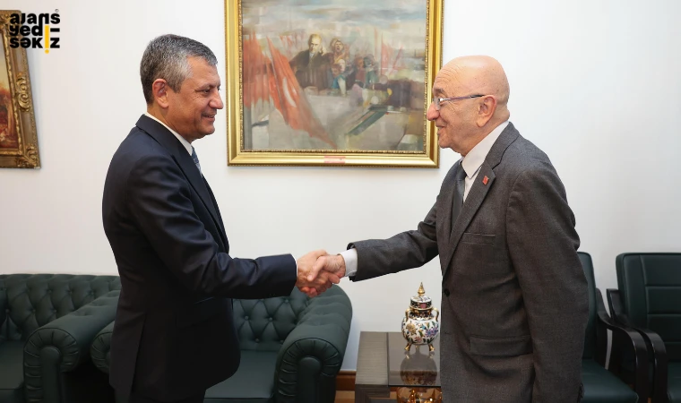CHP Karabük İl Başkanı Vedat Yaşar, CHP Genel Başkanı Özel'le görüştü.