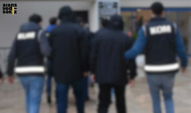 İl Emniyet Müdürlüğü ekiplerince 4 tabanca, 678 fişek ve 5 şarjör ele geçirildi.