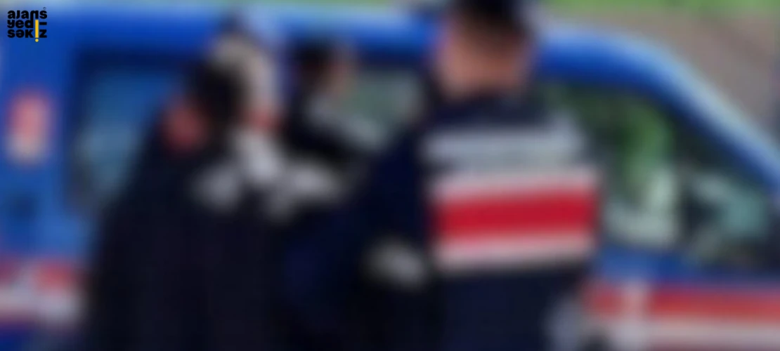 Karabük'te jandarma ekipleri uyuşturucu madde ve sentetik hapları ele geçirdi.