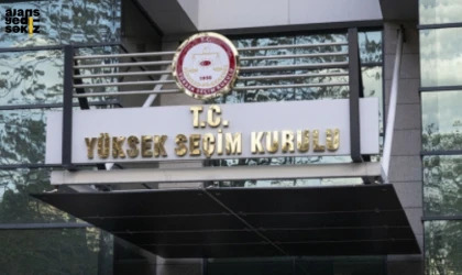 Yüksek Seçim Kurulu, seçimlere girme yeterliliği olan 38 partiyi açıkladı.