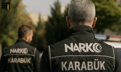 Narkotik ekipleri iki ayrı operasyonda uyuşturucu madde ve silah ele geçirdi.
