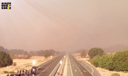 Karabük- Kastamonu kara yolunda ulaşım dün akşam kontrollü olarak yeniden sağlandı.