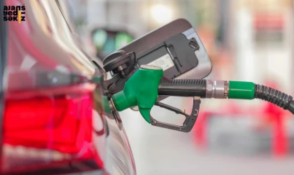 Bu geceden itibaren benzine 1.30 TL, motorine 1.38 TL indirim gelecek.