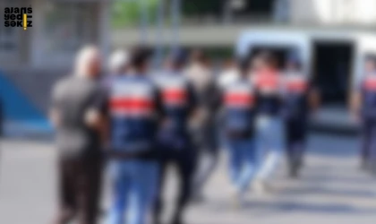 Jandarma 3 Şüpheliyi Gözaltına Aldı, Metamfetamin Ele Geçirildi.