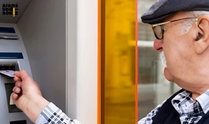 Ekim 2008 sonrası işe girenler emeklilikte ya maaş ya çalışma seçecek.